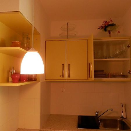 Csiki Apartman Budaörs Zimmer foto