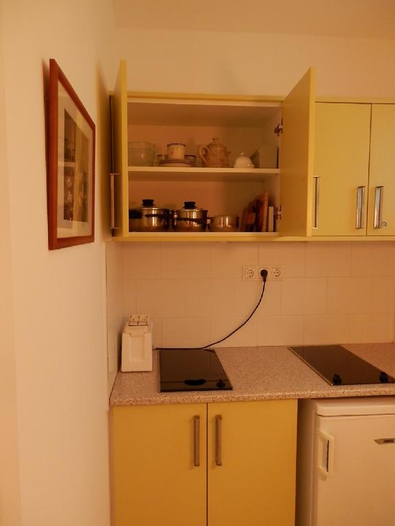 Csiki Apartman Budaörs Zimmer foto